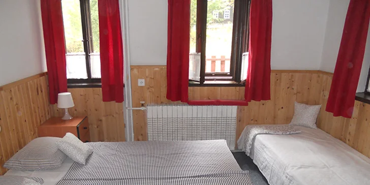 Týdenní pobyt pro dva nebo celou rodinu se snídaní v Jizerských horách