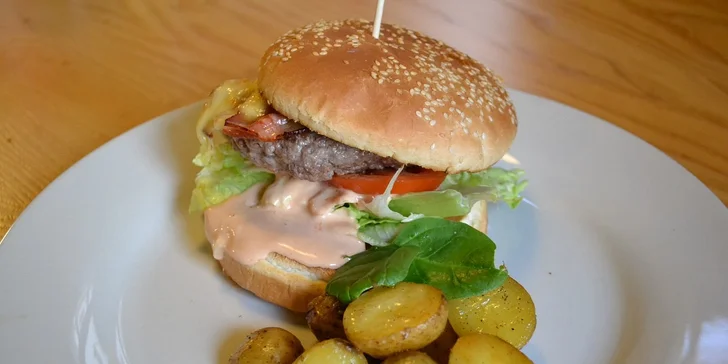 2× Royal burger nebo roládičky z krůtích prsíček