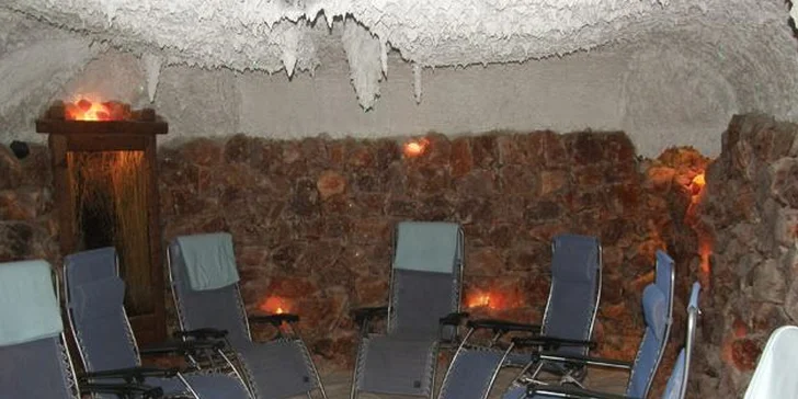 Polohovací lehátka, tlumená světla i relaxační hudba. To je ráj pro unavenou mysl i tělo.