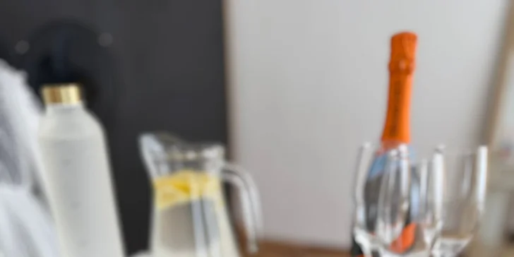 V cene sú zahrnuté všetky pomôcky, občerstvenie, káva, čaj a neobmedzené prosecco.