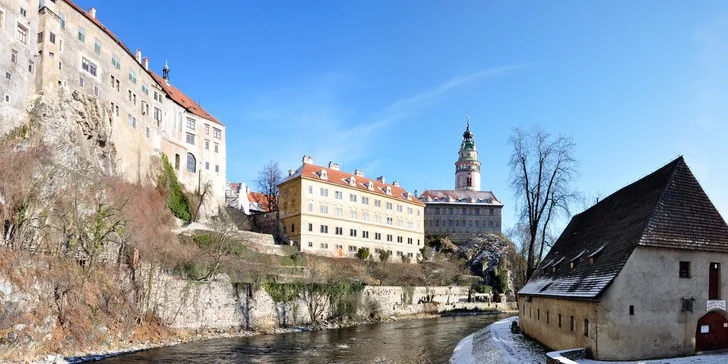 Pohádkový pobyt v Českém Krumlově: stylový penzion se snídaněmi, večeří a vínem