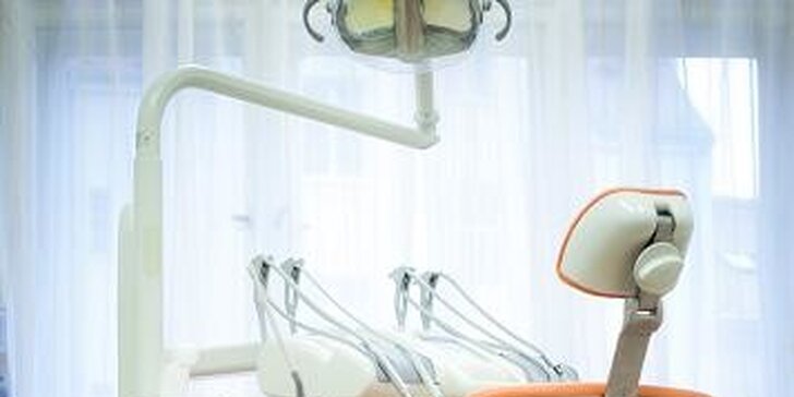 Dentální hygiena + kvalitní zubní kartáček renomované značky ZDARMA!