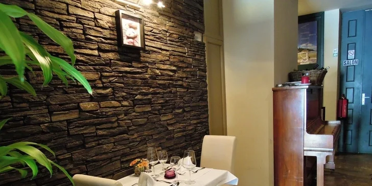 Humr pro 2 osoby s aperitivem a chorvatským sýrem