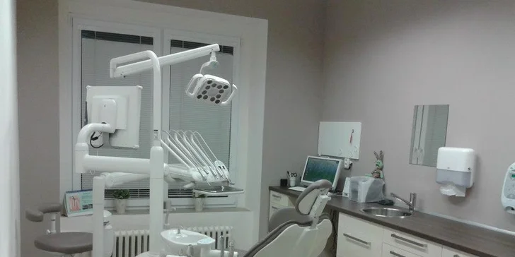 Ordinační bělení zubů a Airflow v Centru zubní péče