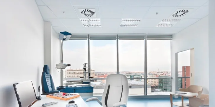 Předoperační vyšetření očí na klinice OFTUM Prague