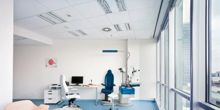 Předoperační vyšetření očí na klinice OFTUM Prague