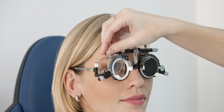 Důkladné předoperační vyšetření očí na špičkově vybavené klinice OFTUM Prague