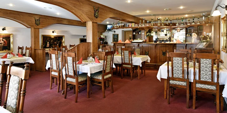 Cokoliv z jídelního lístku Golemova restaurantu v hodnotě 500–2000 Kč