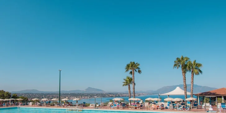 Čaká vás tu kúpanie, športy všetkého druhu a hlavne skvelé jedlo, ktoré môžete ochutnávať pri raňajkách aj all inclusive.