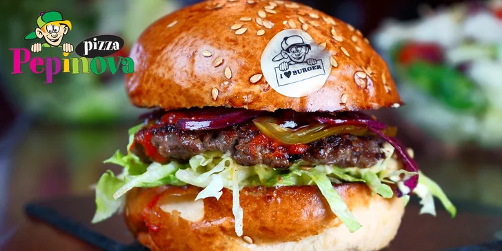 Pochutnejte si na burgeru od Pepina: 2 ks s hranolky, pitím a rozvozem