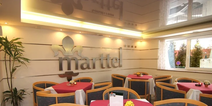 Degustační menu pro dva v restauraci Slávia