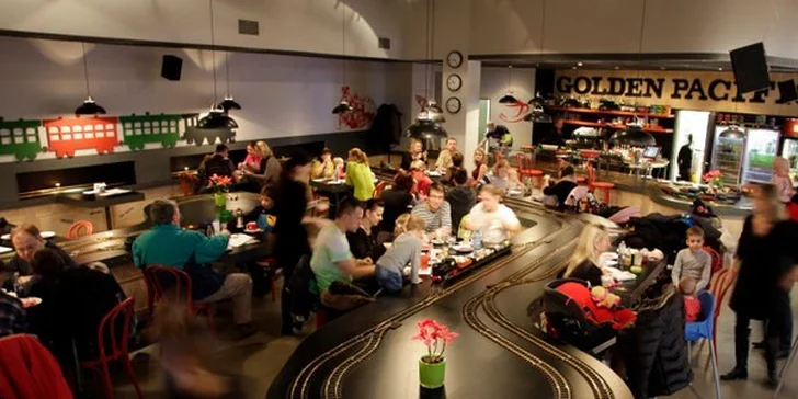 24, 48 nebo až 96 minidezertů z Golden Pacific Café