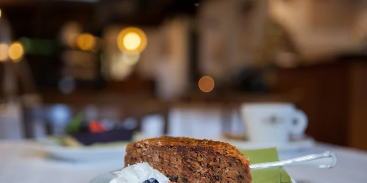 Veganská hostina o 5 chodech pro dva v LoVeg
