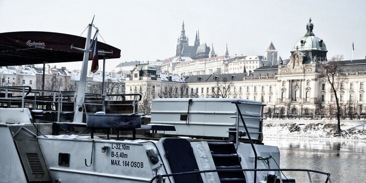 Adventní plavby po Vltavě - skvělý zážitek z paluby