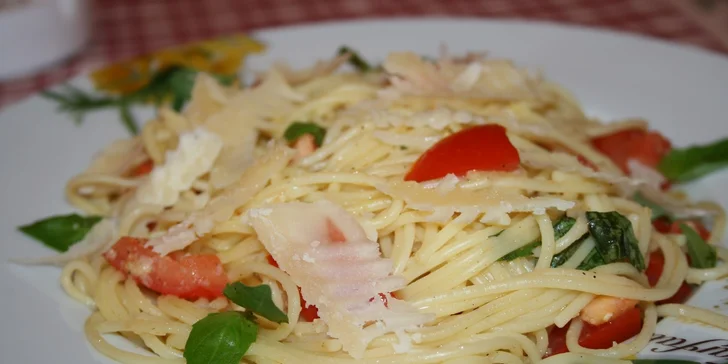 Italská pizza nebo špagety z Pizzerie Gattino
