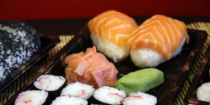 24 či 50 ks sushi s sebou ze Smart Sushi na Proseku