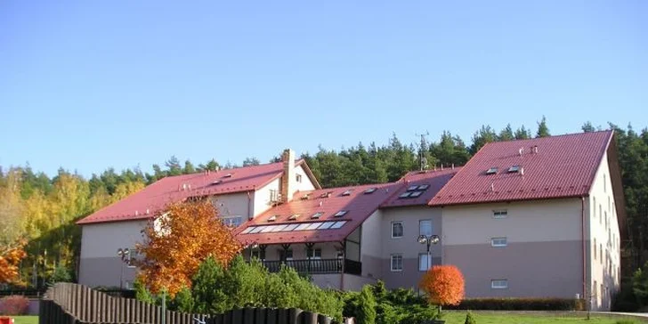 Romantická noc pro dva včetně 5chodové večeře