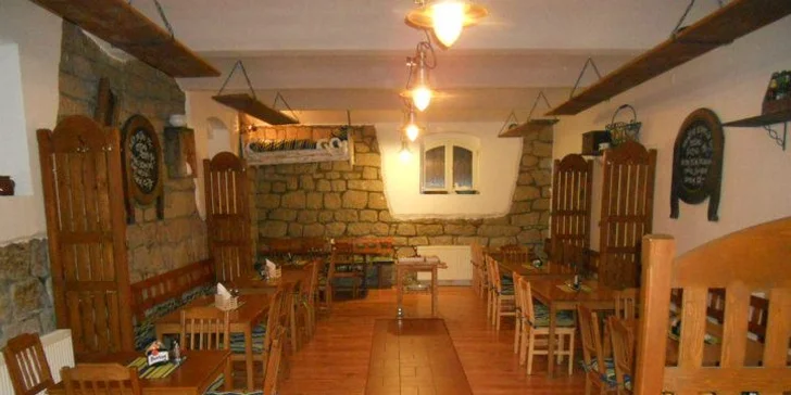89 Kč za DVĚ vynikající burittos Mexicana. Kuřecí maso, salsa a sýr. Mexická klasika v Hostinci Ospalá Kachna a sleva 50 %.