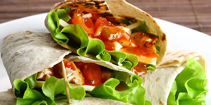 89 Kč za DVĚ vynikající burittos Mexicana. Kuřecí maso, salsa a sýr. Mexická klasika v Hostinci Ospalá Kachna a sleva 50 %.
