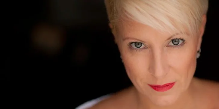 Renata Drössler - Chanson Mon Amour