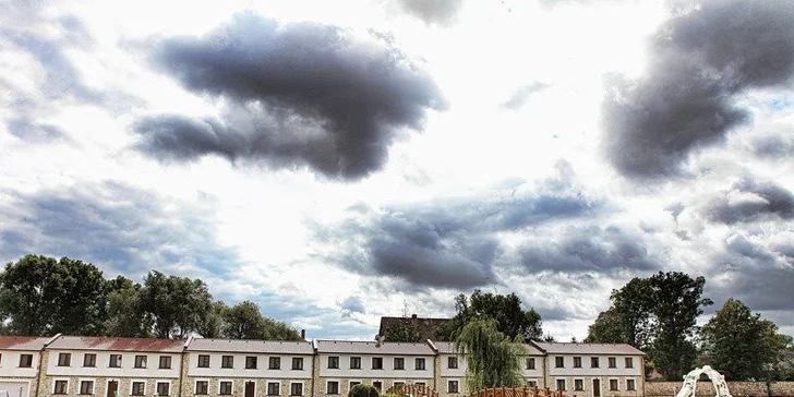 Relaxace pro dva včetně 8 procedur v hotelu Lions