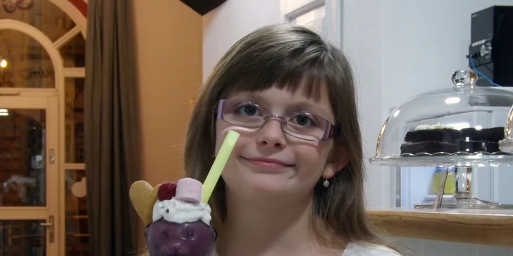 Můžete si zvolit základ hustého kokejtlu. Je libo zmrzlina nebo jogurt?