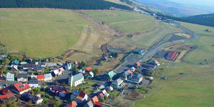 Boží Dar je ideálním místem pro milovníky turistiky i cyklistiky.
