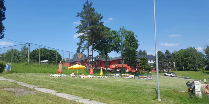 Po plavbě můžete skočit do hospůdky pro pivo (ale to samozřejmě až od 18 let).