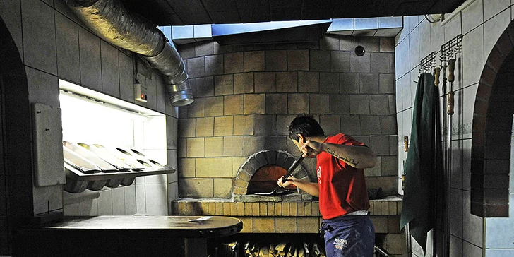 2x pizza dle vlastního výběru v restaurantu U Jana