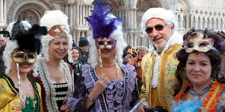 Karnevalové pré v Benátkách a návštěva rodinného vinařství v Trentu