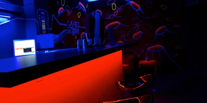 Akční Laser Game pro jednoho nebo dva hráče