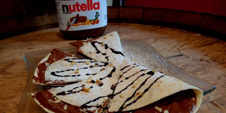 2 tiramisu či italské placky piadina a 2 teplé nápoje