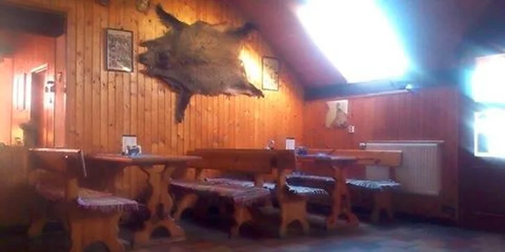 400g pečené koleno - celé bez kosti