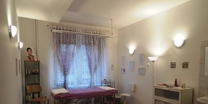 Ošetření pleti diamantovou mikrodermabrazí vč. úpravy obočí