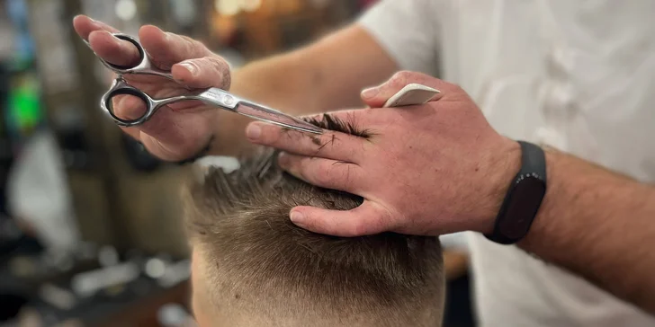 Štýlový pánsky strih, úprava brady či kompletný darčekový balíček v Barber family