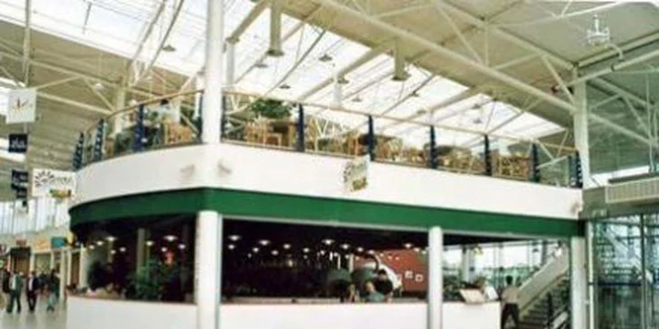 Jen 29 Kč za pravou italskou pizzu. Křupavé potěšení v shopping centru v Teplicích nebo v ZOO v Ústí nad Labem se 77% slevou.