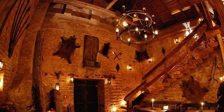 Zážitkový pobyt ve Středověkém hotelu v Dětenicích