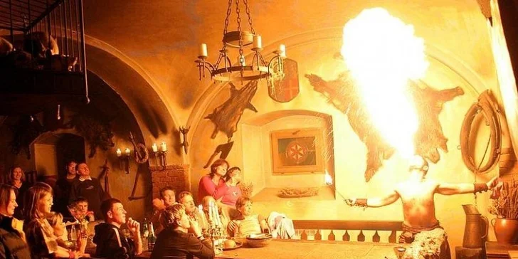 Zážitkový pobyt ve Středověkém hotelu v Dětenicích