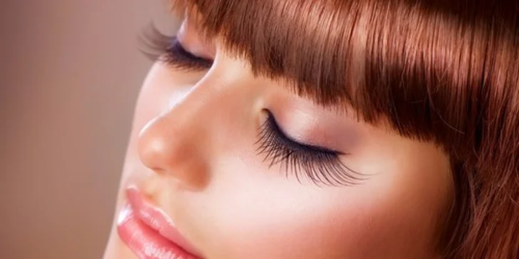 Aplikace řas - přirozeně okouzlující pohled