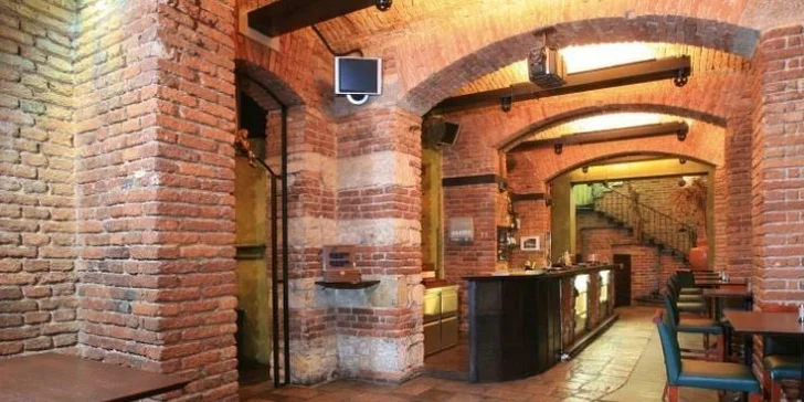 4chodové menu s rumpsteakem či lososem pro dva