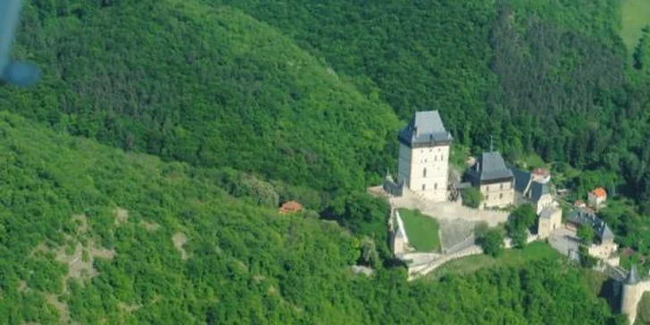 Vyhlídkový let nad Prahou, Karlštejnem či Orlíkem