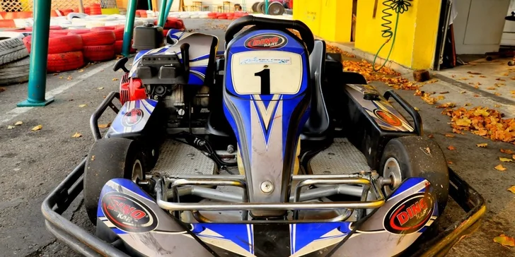 2 parádní jízdy v nových motokárách DINO