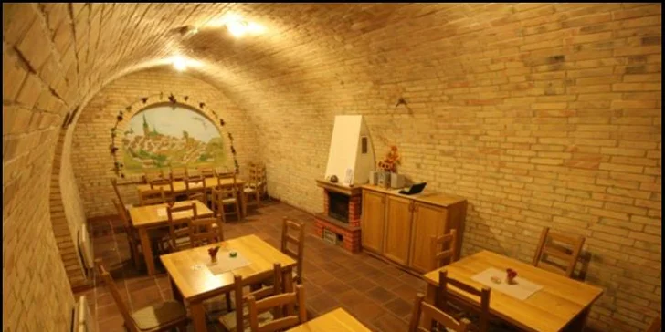 Romantický pobyt pro dva ve vinném sklípku