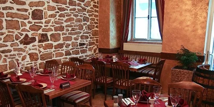 2× pizza dle výběru v restauraci U Templářů