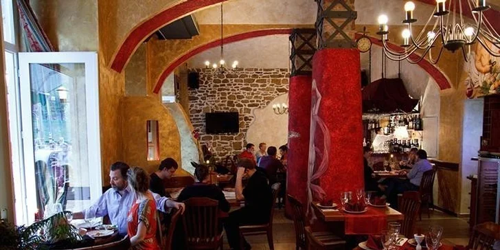 2× pizza dle výběru v restauraci U Templářů