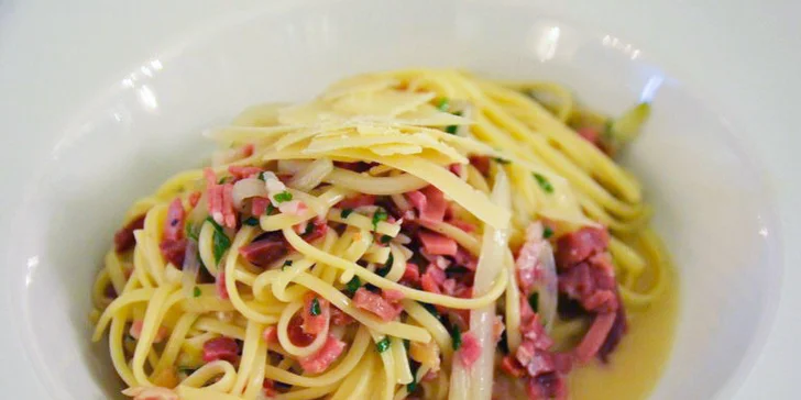 Večeře včetně drinku v italské restauraci Oliva Nera