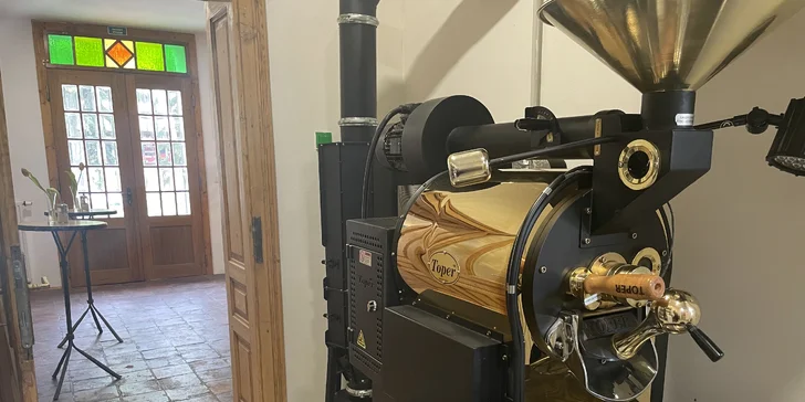 Budete připravovat espresso a naučíte se techniku napěnění mléka pro cappuccino. 
