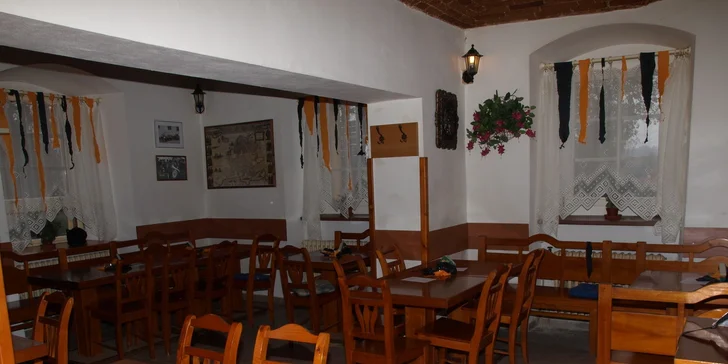 Dva poctivé Bacon Burgery a k tomu 4 nápoje z aktuální nabídky