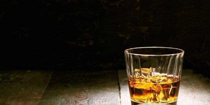 Procestujte svět s dobrým pitím v ruce: 90minutová degustace 6 druhů whisky