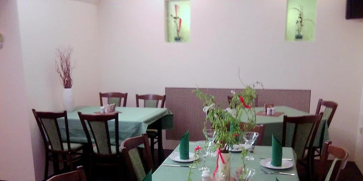 Pořádná masová hostina v restauraci Pyramida